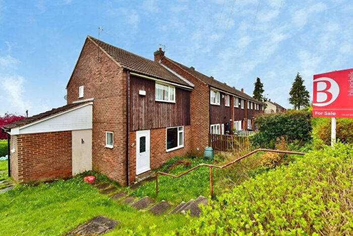 2 Bedroom End Of Terrace House For Sale In Grimsell Crescent, Sheffield, S6