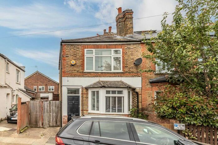 3 Bedroom Property To Rent In May Road, Twickenham, TW2