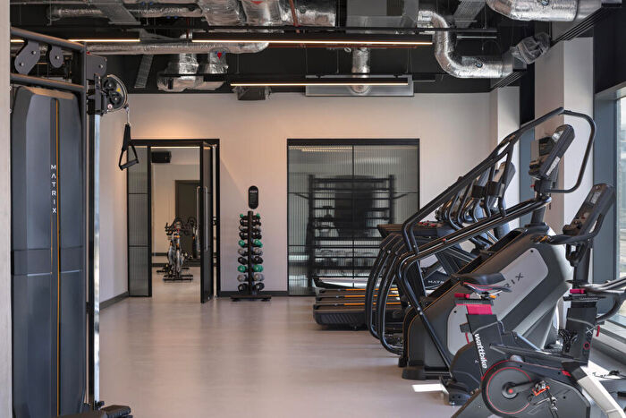 2 Bedroom Apartment To Rent In Dockside, Edinburgh, EH6