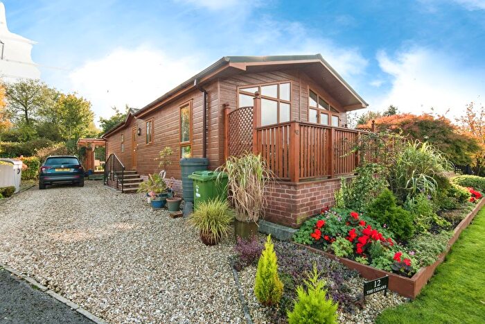 3 Bedroom Property For Sale In The Cedars, Otter Valley Park, Honiton, Devon, EX14