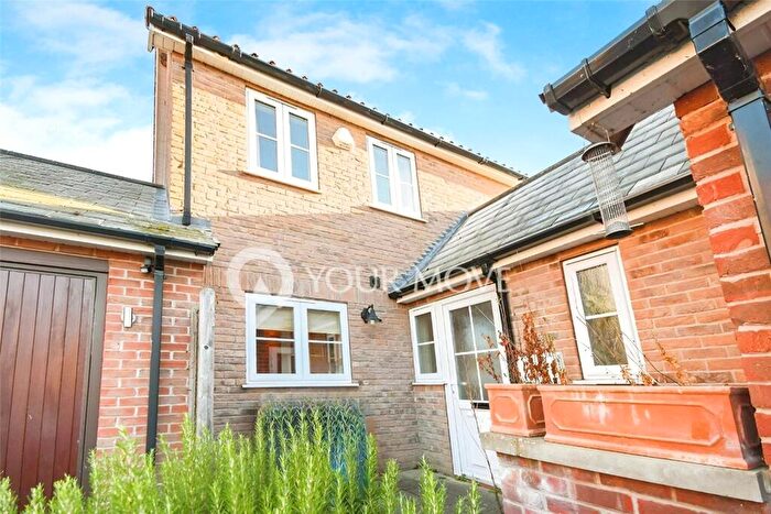 2 Bedroom Semi Detached House To Rent In Park Lane, Burton Waters, Lincoln, Lincolnshire, LN1