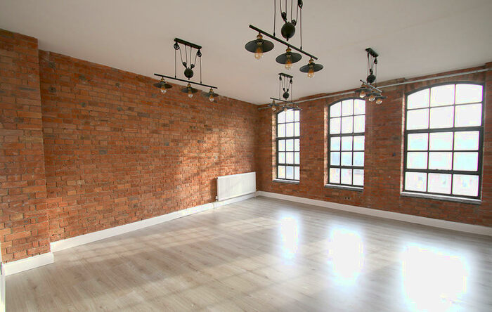 3 Bedroom Flat To Rent In Tudor Road (), E9