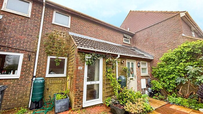 1 Bedroom Terraced House To Rent In Ridgeway Close, Heathfield, TN21