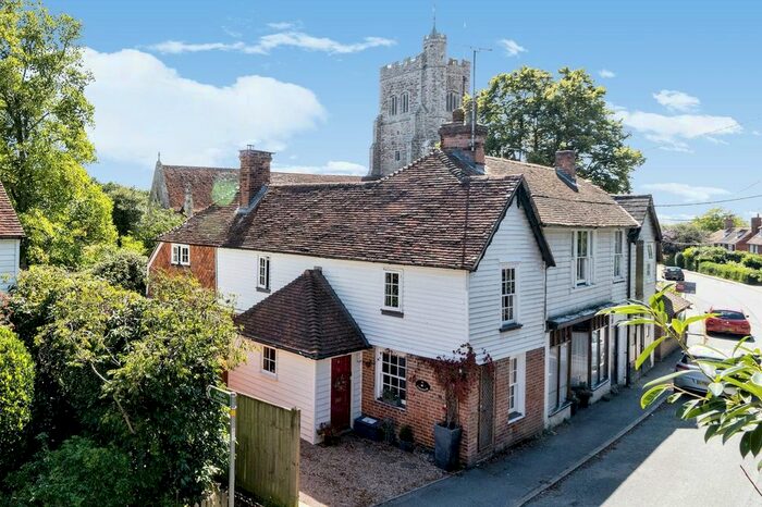 4 Bedroom Property For Sale In The Street, Wittersham, TN30