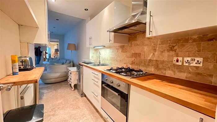 1 Bedroom Flat For Sale In Fortune Green Road, London, NW6