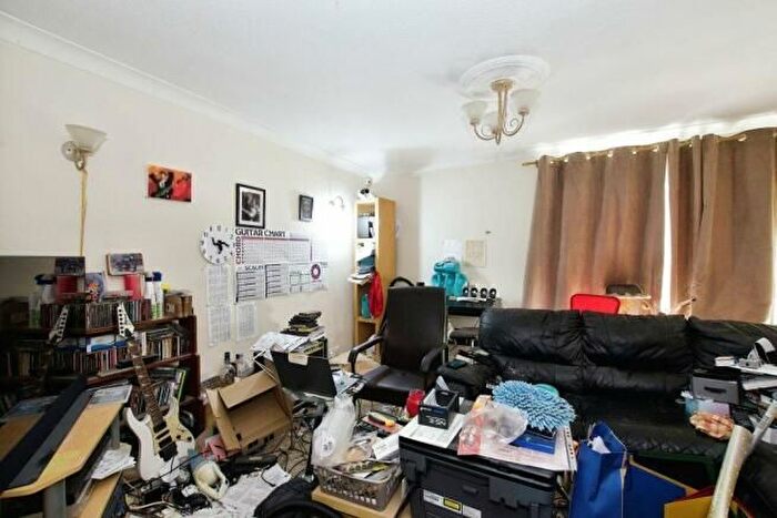 2 Bedroom Flat For Sale In Falmouth Walk, Cramlington, NE23