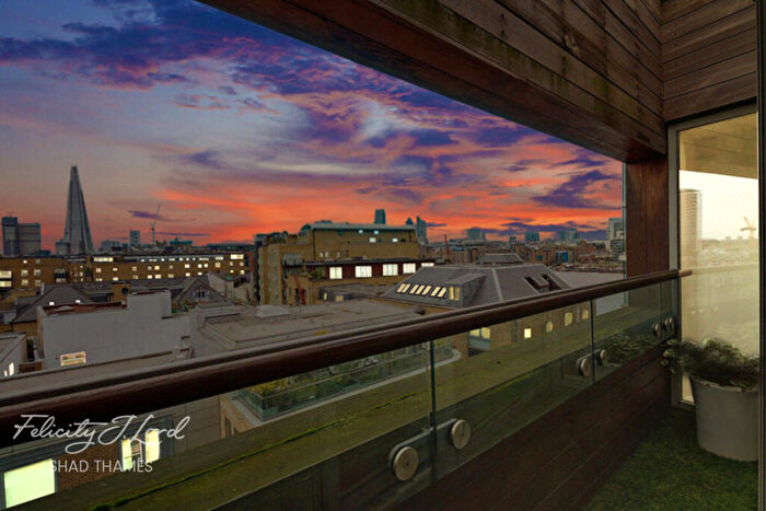 3 Bedroom Penthouse For Sale In The Penthouse, East Lane, SE16