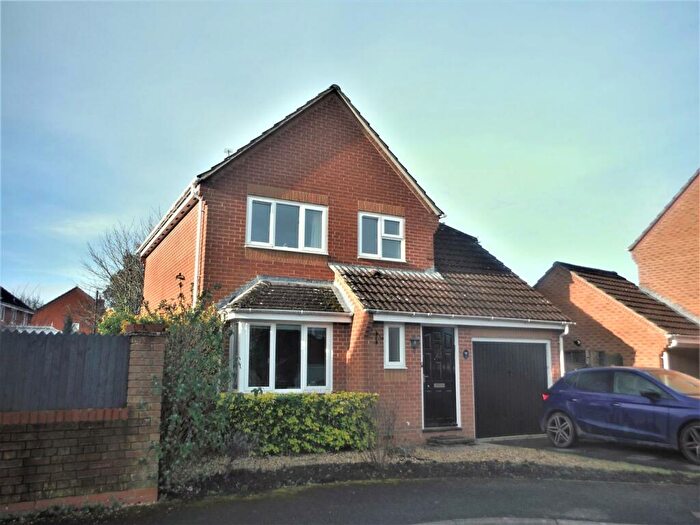 3 Bedroom Detached House To Rent In Harebell Way, Devizes, SN10