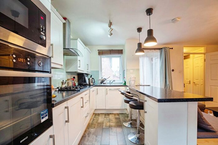1 Bedroom Flat To Rent In Raymouth Road, London, SE16