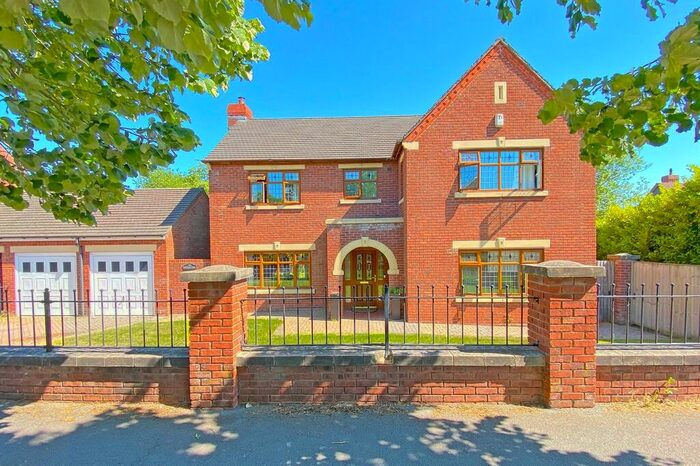 4 Bedroom Detached House To Rent In Hutton Gate, Harrogate, HG2