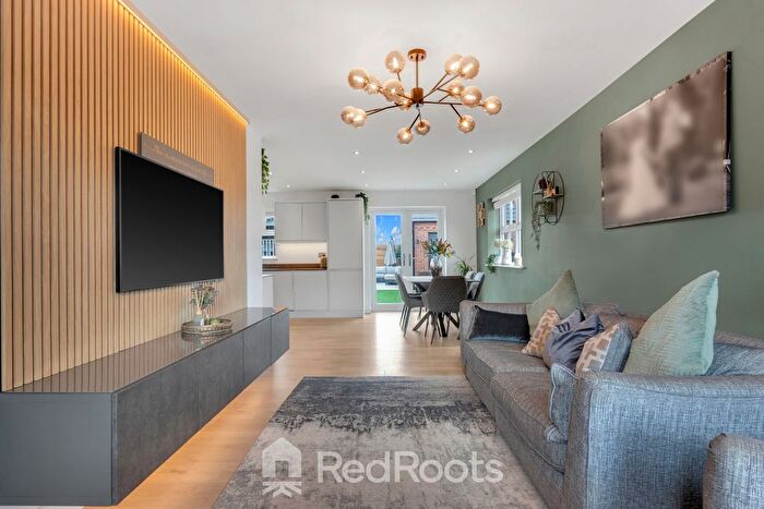 5 Bedroom Detached House For Sale In The Willows, Main Street, Graizelound, Haxey, Doncaster, Lincolnshire, DN9