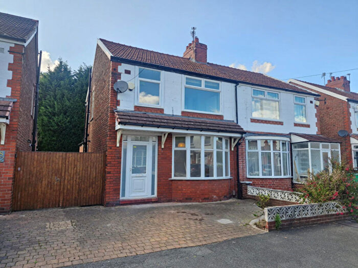 3 Bedroom Semi-Detached House To Rent In Homestead Cresent, Manchester, M19