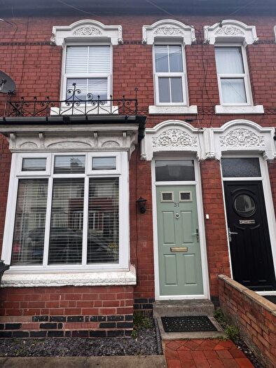 2 Bedroom Terraced House To Rent In Linden Road, Smethwick, B66
