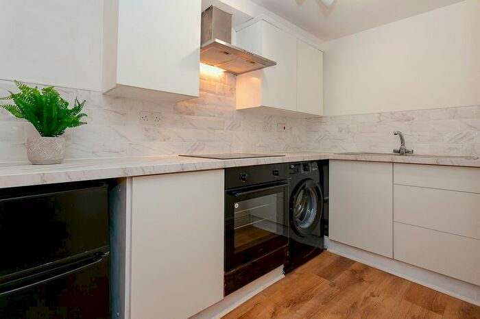 1 Bedroom Flat To Rent In St Marys Avenue, Harrogate, HG2