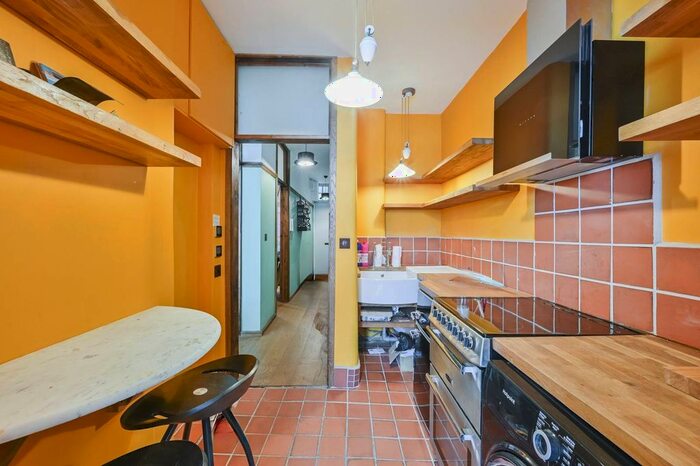 1 Bedroom Flat To Rent In Knolleys House, Bloomsbury, London, WC1H