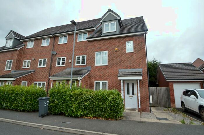 3 Bedroom House To Rent In Lawnhurst Avenue, Wythenshawe, Manchester, M23
