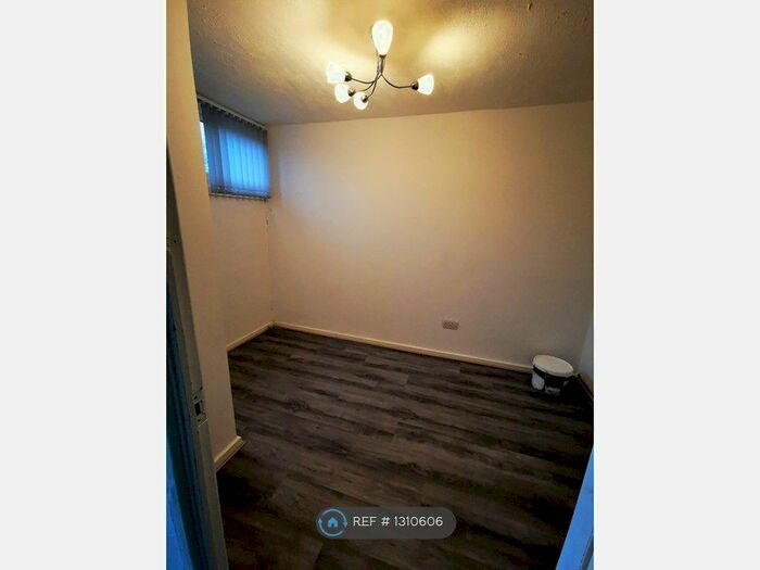 4 Bedroom Terraced House To Rent In Fenwick Lane, Halton Lodge, Runcorn WA7