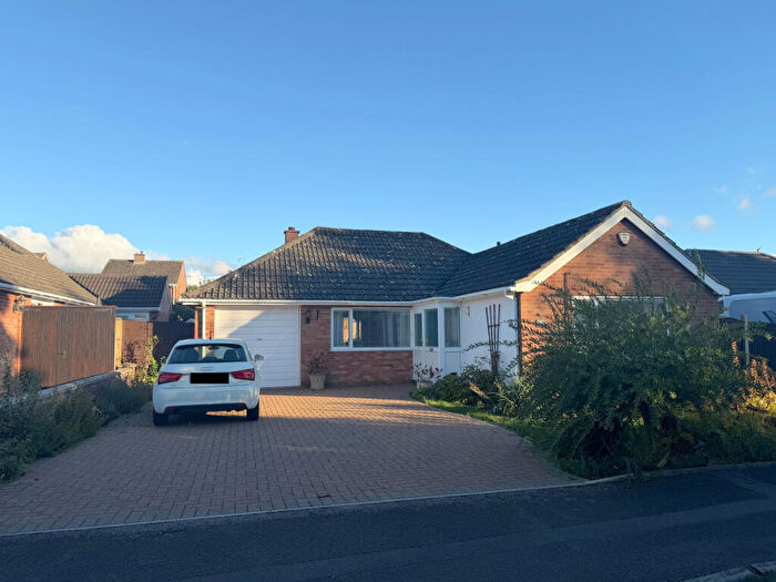 3 Bedroom Detached Bungalow For Sale In Digby Drive, Mitton, Tewkesbury, GL20