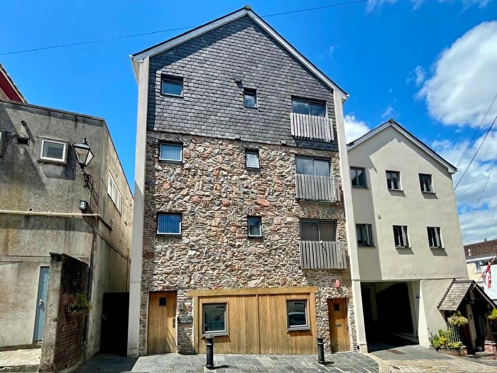 2 Bedroom Penthouse For Sale In Friars Lane, The Barbican, Plymouth, PL1