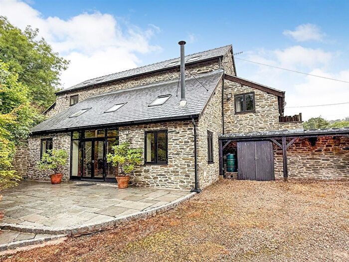 3 Bedroom Barn Conversion To Rent In Glyn Ceiriog, Llangollen, LL20
