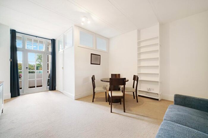 1 Bedroom Flat To Rent In Elm Tree Court, Elm Tree Road, NW8