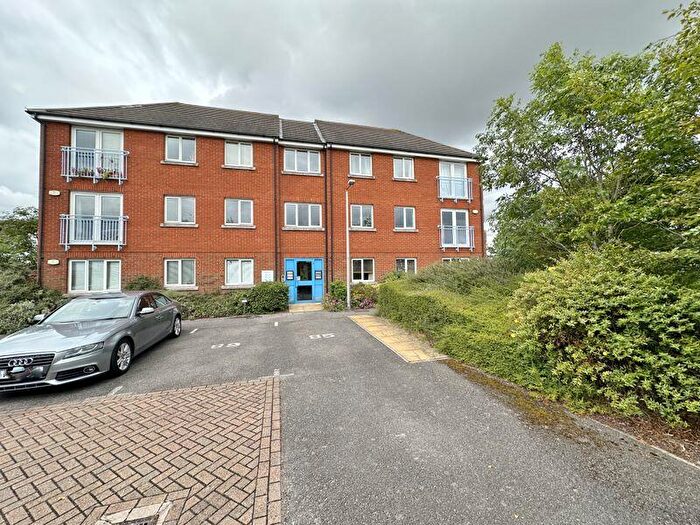 2 Bedroom Flat For Sale In Argent Street, Grays, RM17
