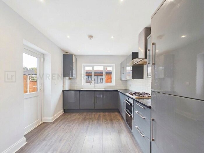 4 Bedroom Terraced House To Rent In Bedford Road, Ruislip, HA4