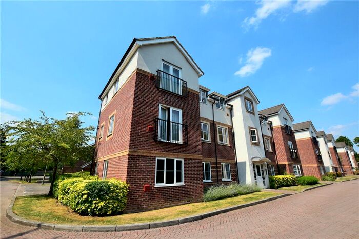 2 Bedroom Flat To Rent In Kingswood Close, Camberley, Surrey, GU15