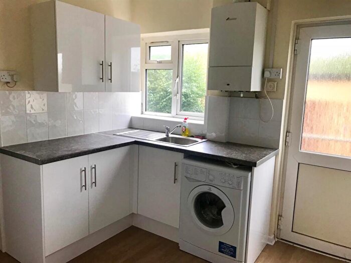 4 Bedroom Terraced House To Rent In Station Road, Bristol, BS34