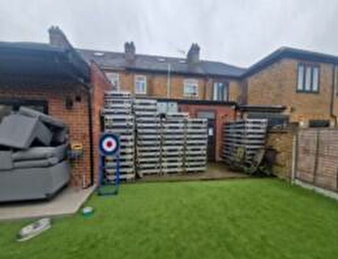 3 Bedroom Terraced House For Sale In Devonport Gardens, Ilford, Essex, IG1