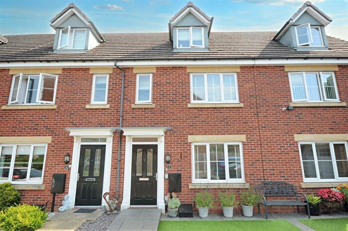 4 Bedroom Town House For Sale In Candler Drive, Stone, ST15