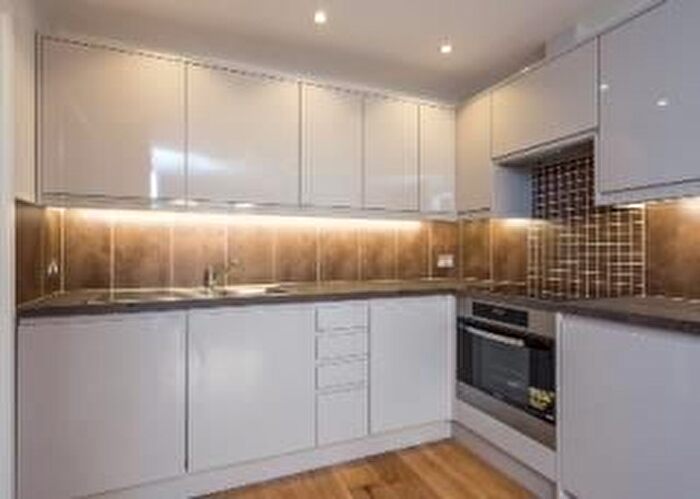 1 Bedroom Flat To Rent In Wilkinson Way, Chiswick, London, W4