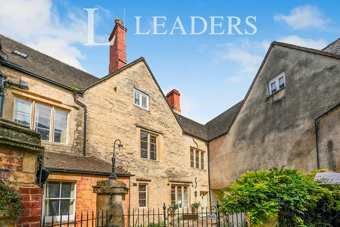 1 Bedroom Property To Rent In Cotteswold House, Gloucester Street, GL7