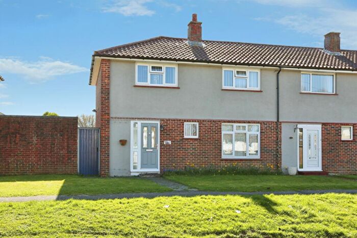 3 Bedroom Terraced House For Sale In Charden Road, Gosport, PO13