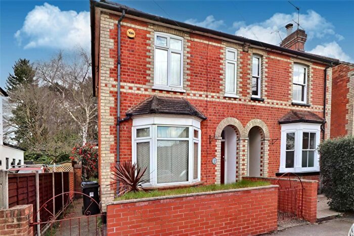 3 Bedroom Semi-Detached House For Sale In Lavender Road, Woking, GU22