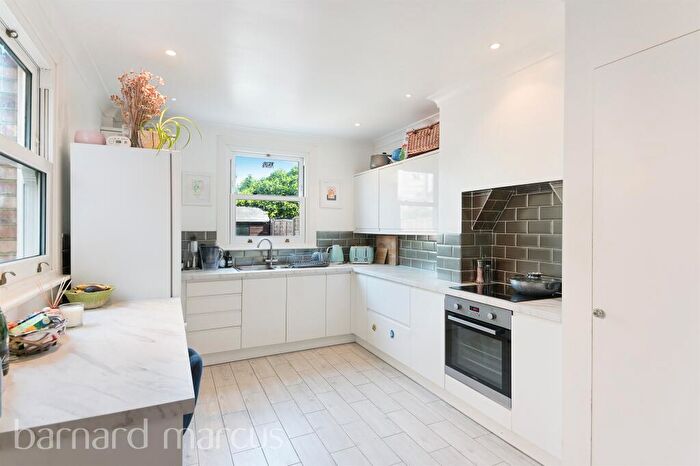 3 Bedroom Terraced House For Sale In Cedar Road, Croydon, CR0
