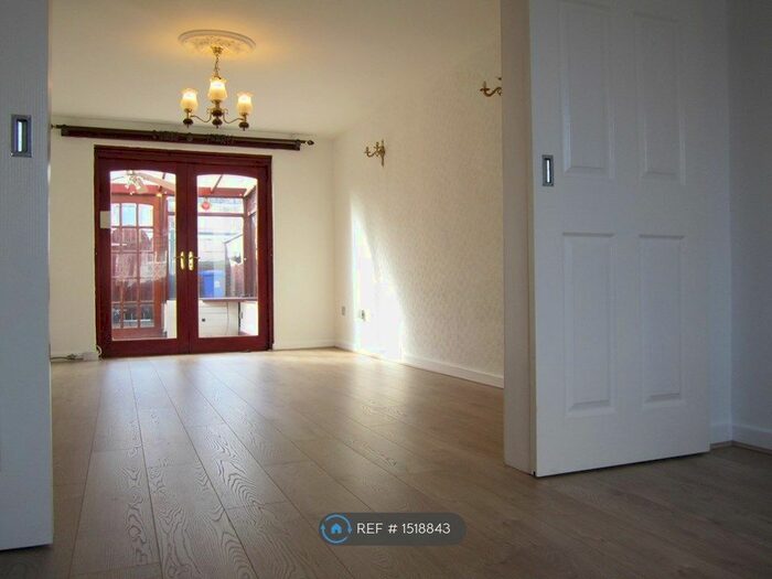 3 Bedroom Terraced House To Rent In Grangemoor, Runcorn, WA7