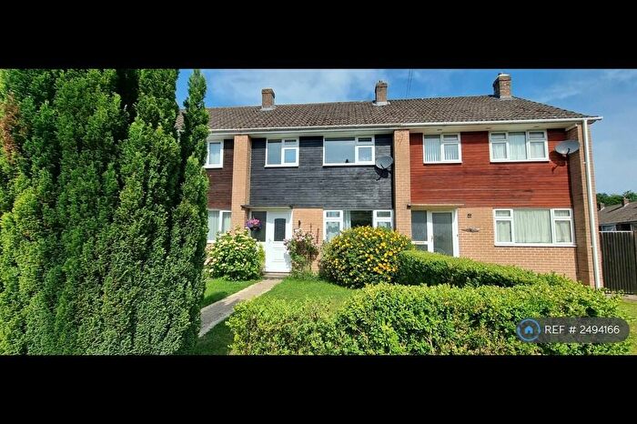 3 Bedroom Terraced House To Rent In Thorneley Road, Newbury, RG20