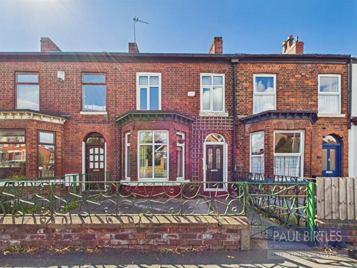 2 Bedroom Terraced House For Sale In Worsley Road, Eccles, Manchester, M30