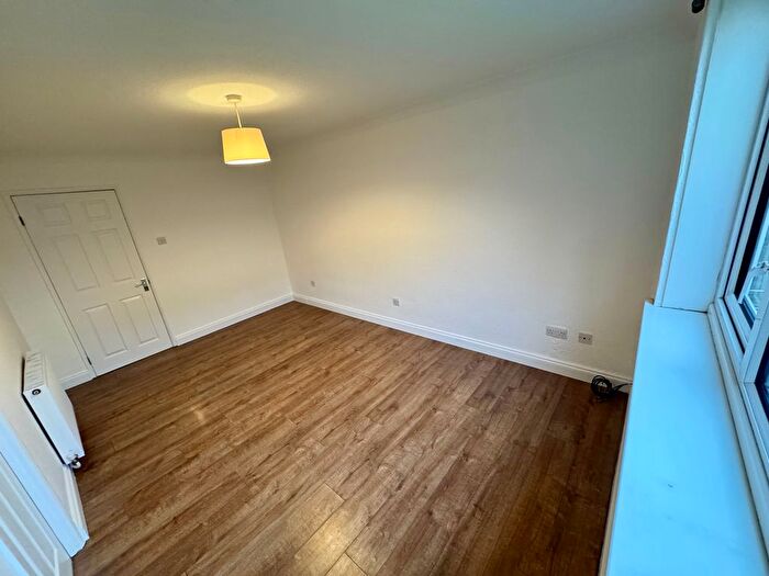 1 Bedroom Flat To Rent In Fort Pitt Street, Chatham, ME4