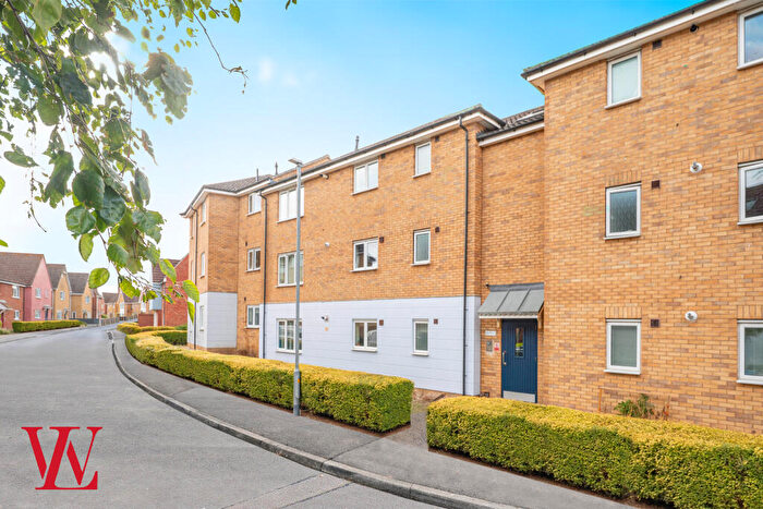 2 Bedroom Apartment For Sale In Willow Road, Dunmow, Essex, CM6
