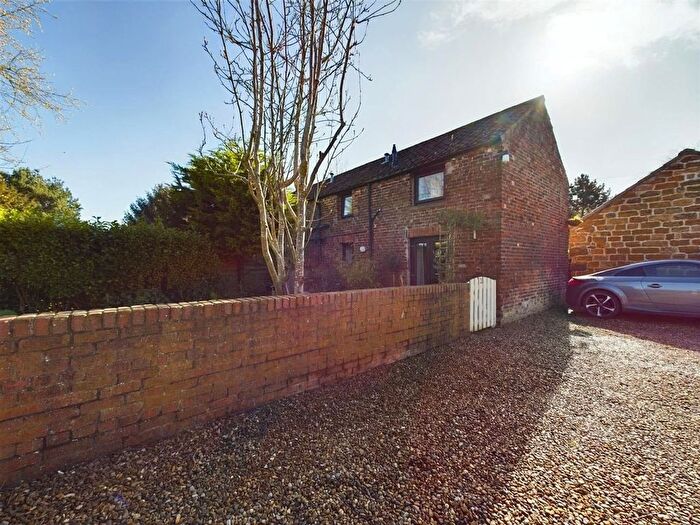 1 Bedroom End Terrace House For Sale In Woodlands Drive, Scarborough, YO12