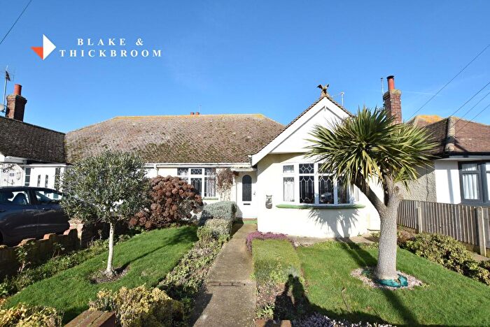 2 Bedroom Semi-Detached Bungalow For Sale In Holland-on-Sea, CO15