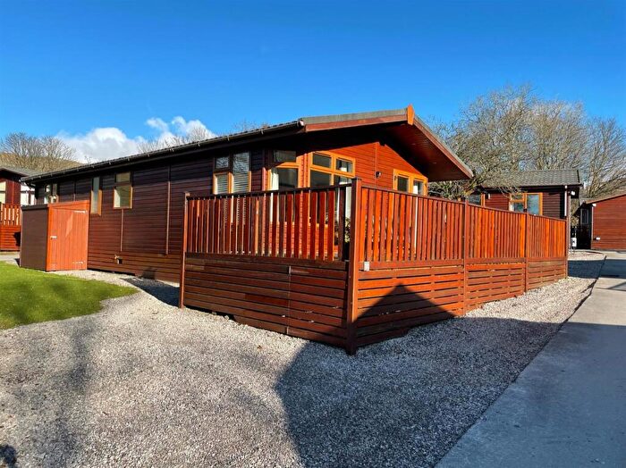 3 Bedroom Mobile Home For Sale In Limefitt Park, Patterdale Road, Windermere, LA23