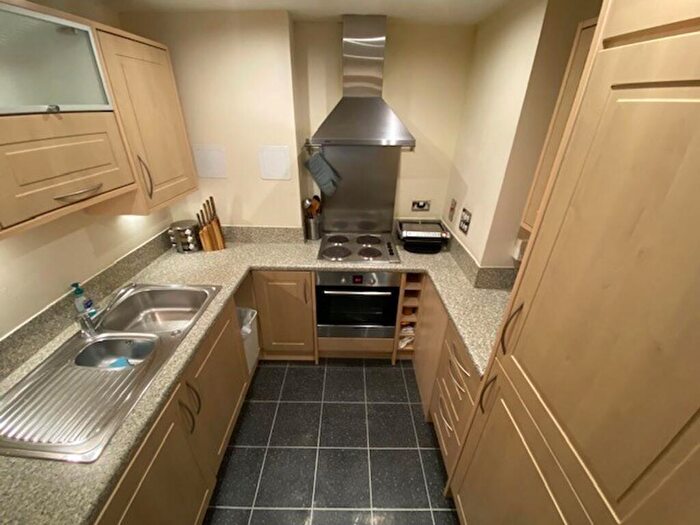 1 Bedroom Flat For Sale In Kingfisher Meadow, Maidstone, ME16