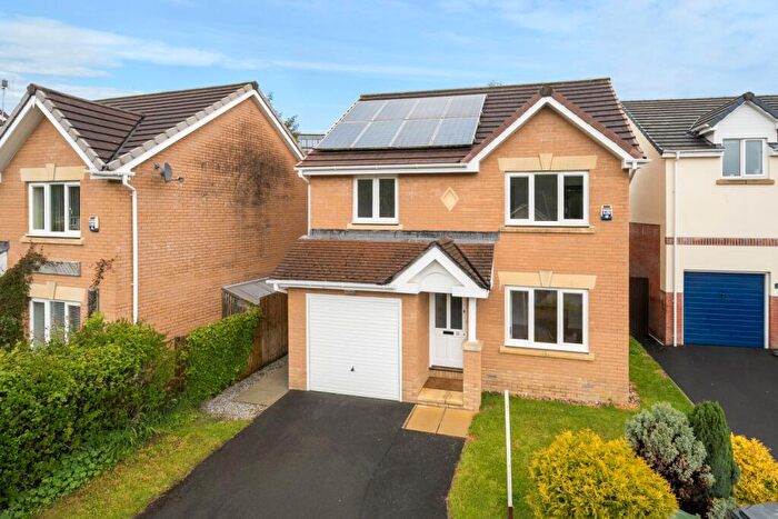 3 Bedroom Detached House For Sale In Foxglove Close, Barnstaple, Devon, EX32