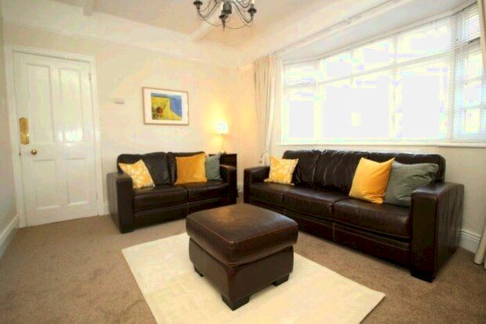 2 Bedroom Bungalow To Rent In Fernwood Avenue, Newcastle Upon Tyne, NE3