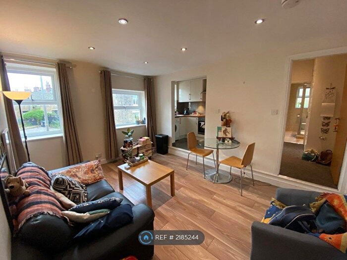 1 Bedroom Flat To Rent In Moor Road, Leeds, LS6