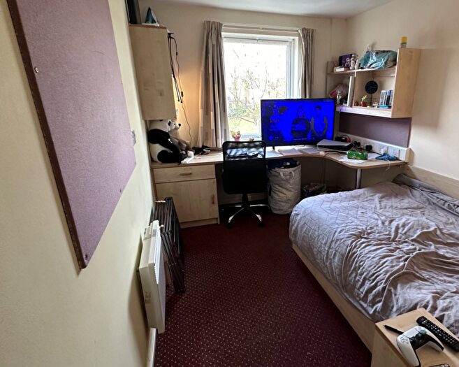 1 Bedroom Flat To Rent In Victoria Park, Manchester, M13