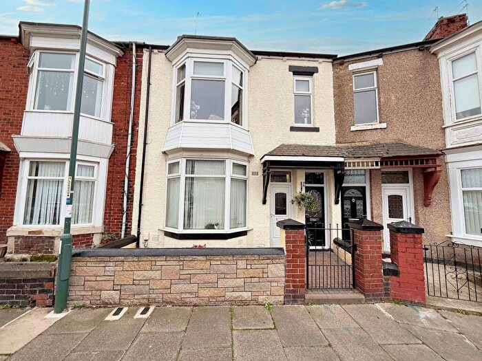 2 Bedroom Flat For Sale In Ashley Road, West Harton, South Shields, Tyne And Wear, NE34